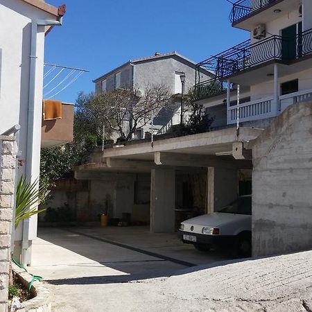 Apartment Karmen Trogir Exteriör bild