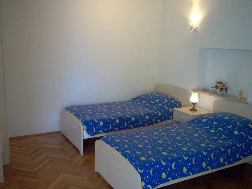 Apartment Karmen Trogir Rum bild