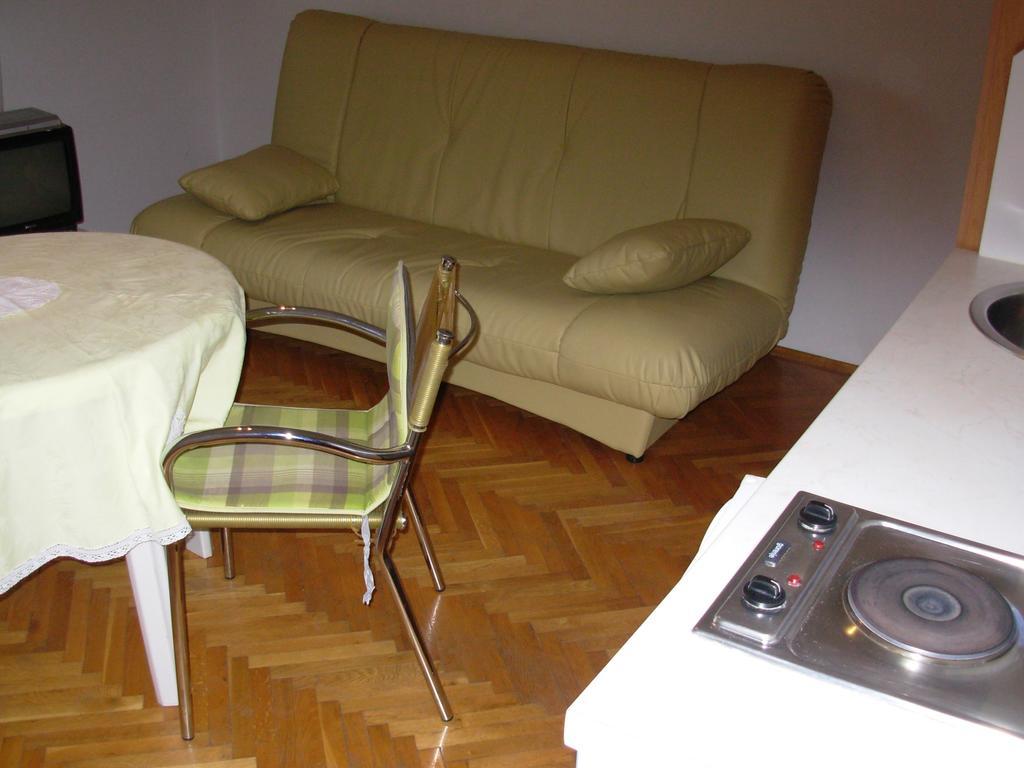 Apartment Karmen Trogir Rum bild